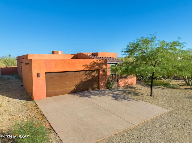 view of front of house featuring a garage