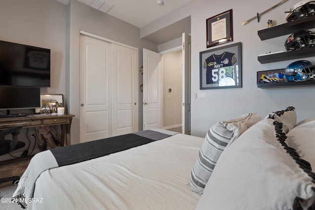 bedroom with a closet