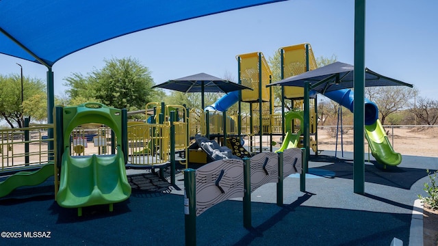 1097 W Camino Luna Llena, Sahuarita, AZ 85629 - view of community play area