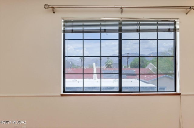 interior details featuring a mountain view