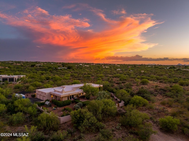 view of aerial view at dusk