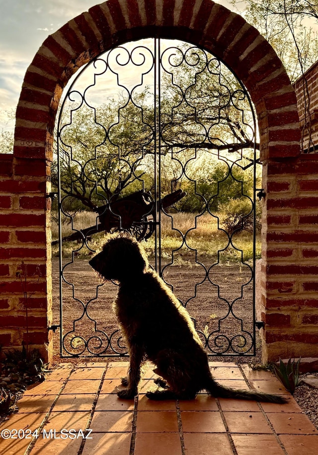 27 Circulo De Prado, Tubac, AZ 85646 - view of gate