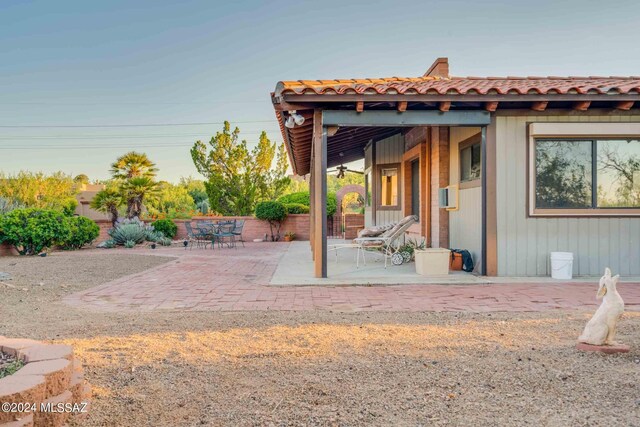 view of front of house featuring a patio area