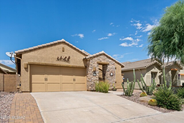 view of front facade with a garage