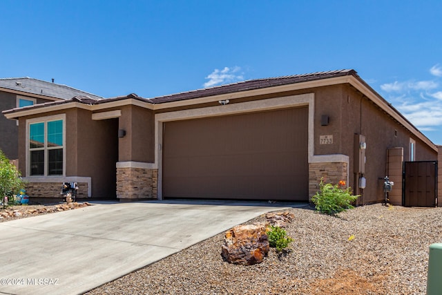 view of front of home featuring a garage