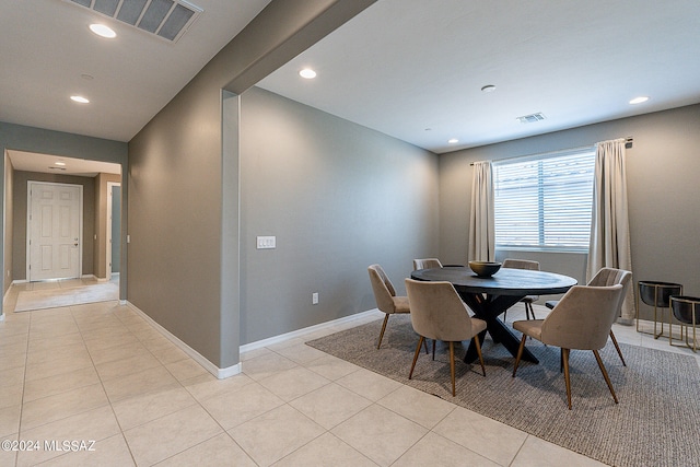 dining space featuring recessed lighting, baseboards, visible vents, and light tile patterned flooring