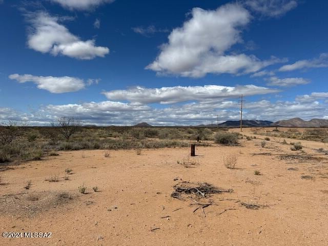 Listing photo 3 for 4777 W Webb Rd, Elfrida AZ 85610