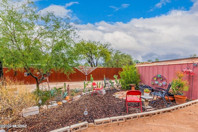 view of yard with a patio area