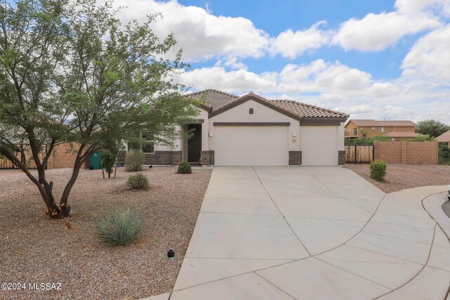 view of front of home featuring a garage