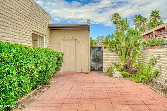 view of entrance to property