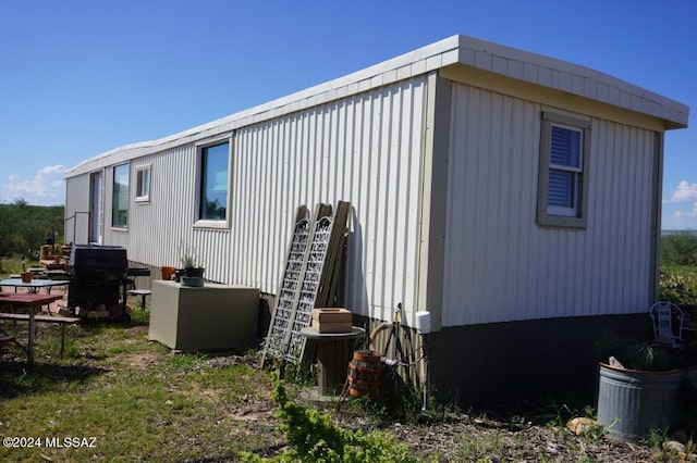 view of side of property