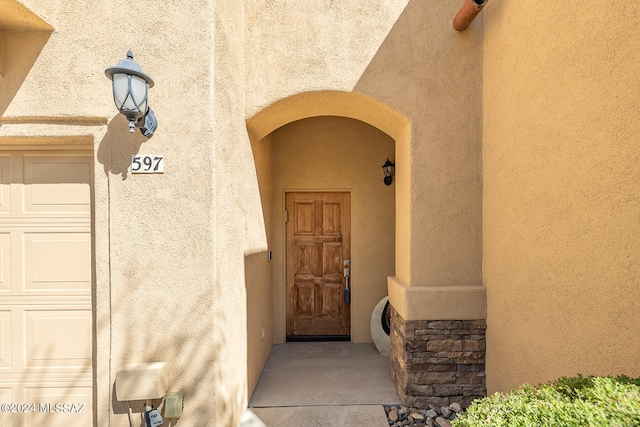 view of property entrance