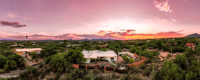 view of aerial view at dusk