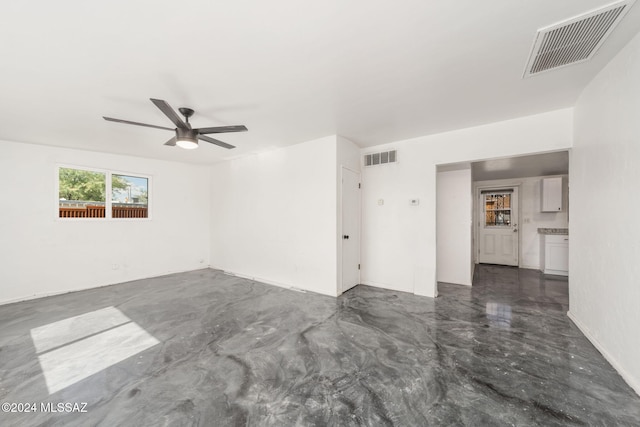 spare room with ceiling fan