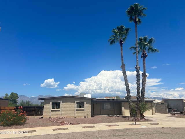 manufactured / mobile home featuring a mountain view