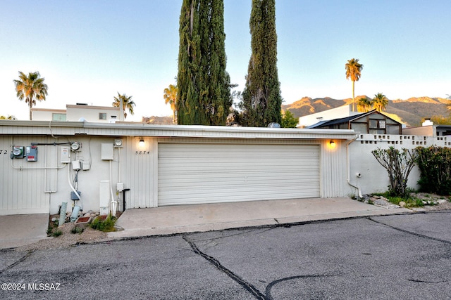 garage featuring a mountain view