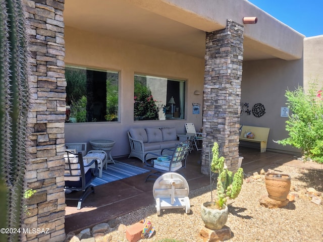 view of patio with outdoor lounge area