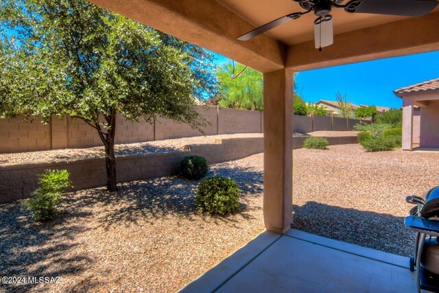 view of yard with a patio area