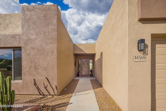 view of property entrance