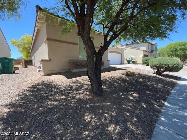 view of front of house with a garage