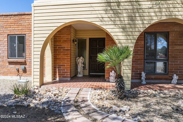 view of property entrance