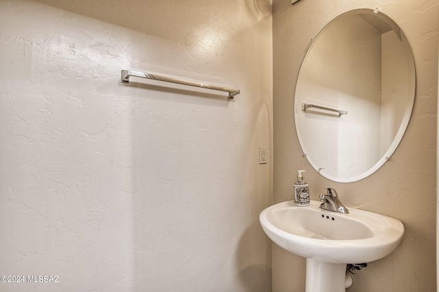 bathroom with sink