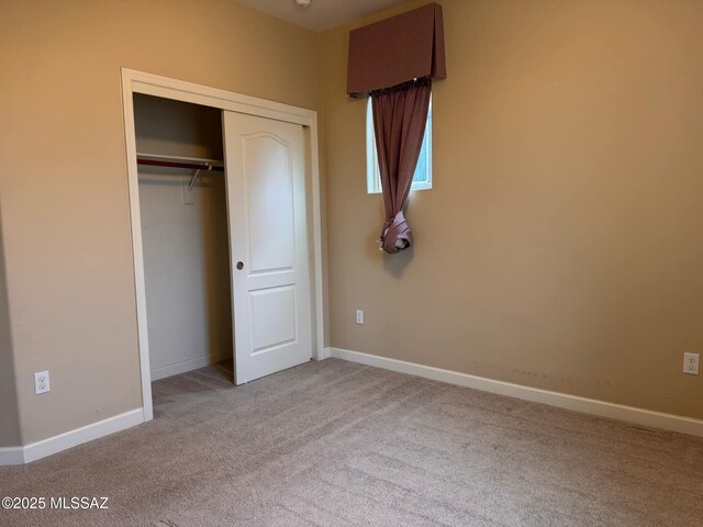 washroom with cabinets and independent washer and dryer