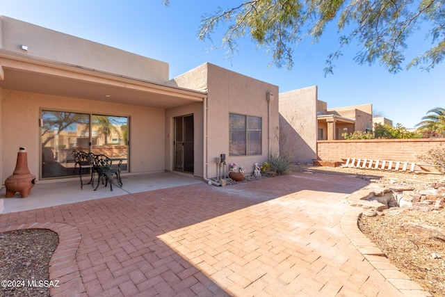 2521 S Pecan Valley Pl, Green Valley, AZ 85614 - view of patio / terrace