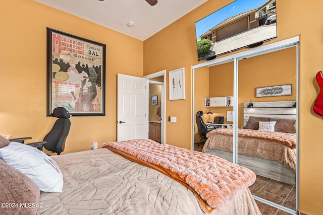 bedroom with a ceiling fan