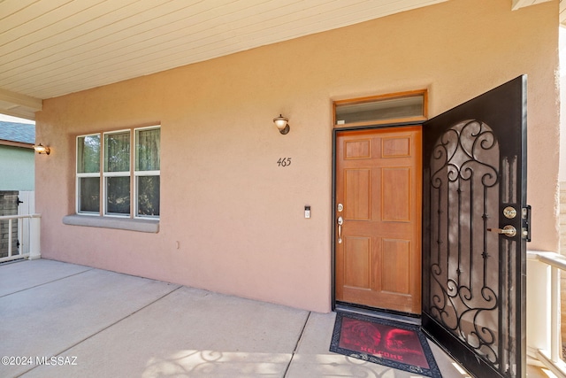 view of property entrance