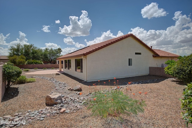 view of home's exterior