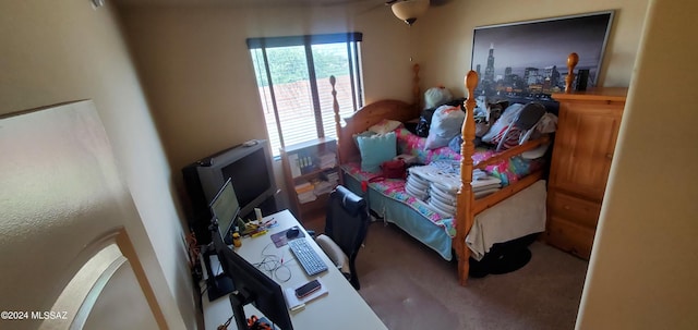 bedroom featuring carpet flooring