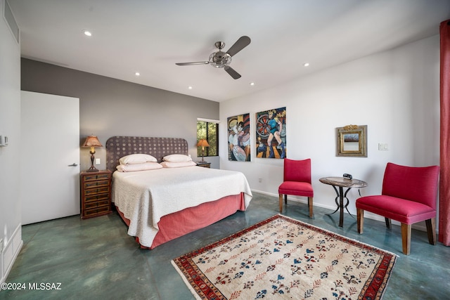 bedroom featuring ceiling fan