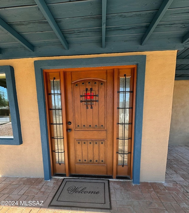 view of property entrance