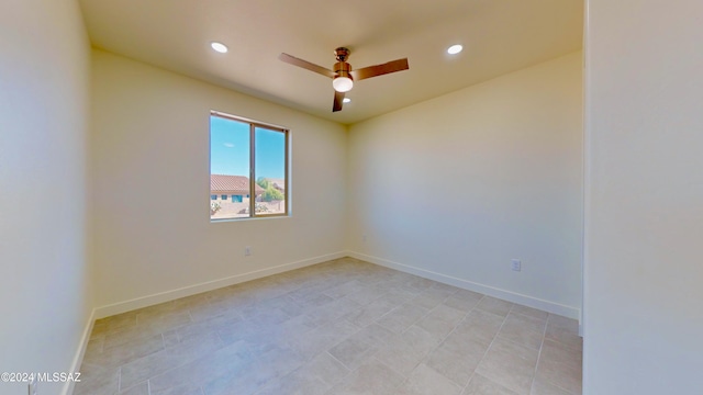 empty room with ceiling fan