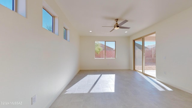 empty room with ceiling fan