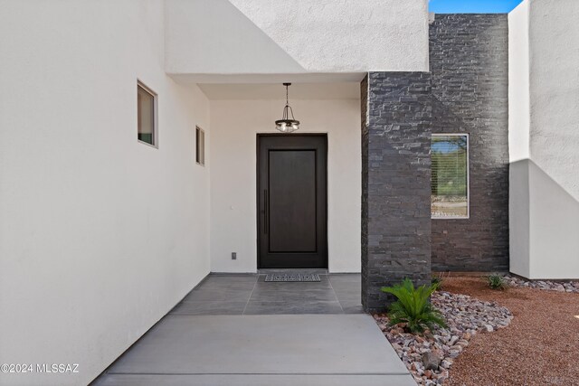 view of entrance to property