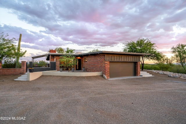 view of front facade featuring a garage