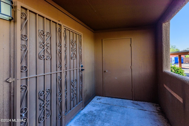 view of property entrance