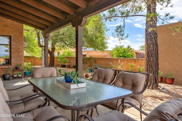 view of patio / terrace featuring an outdoor hangout area