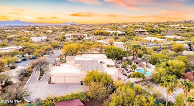 view of aerial view at dusk