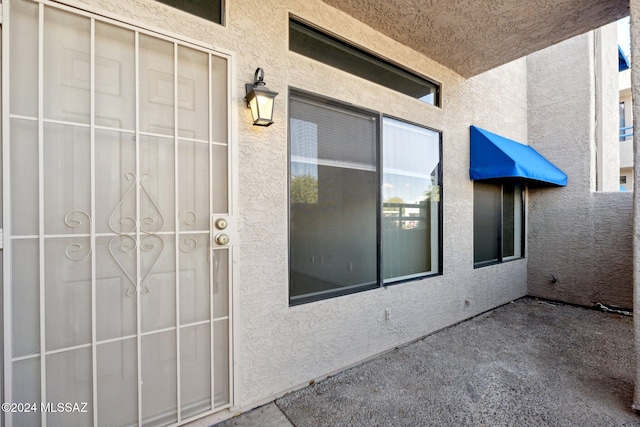 view of property entrance