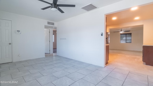 empty room with ceiling fan