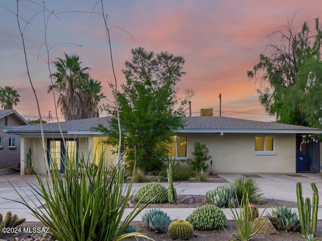 view of front of home featuring a patio