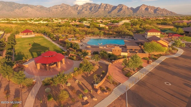 drone / aerial view featuring a mountain view