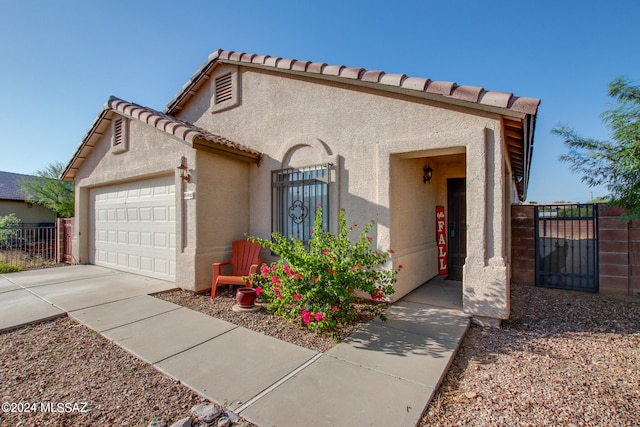 view of front of house with a garage