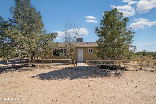 view of front of home