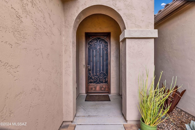 view of entrance to property