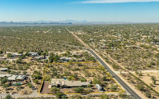 bird's eye view featuring a mountain view