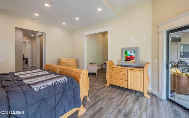 15251 N Dove Canyon Pass, Marana, AZ 85658 - bedroom featuring ornamental molding, recessed lighting, wood finished floors, and baseboards